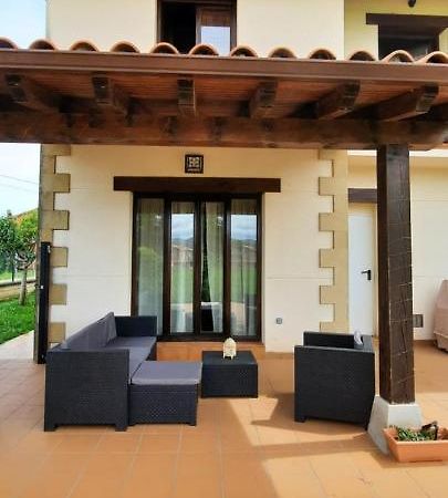 Casa En Sobarzo, Junto Al Parque De Cabarceno Villa Exterior photo