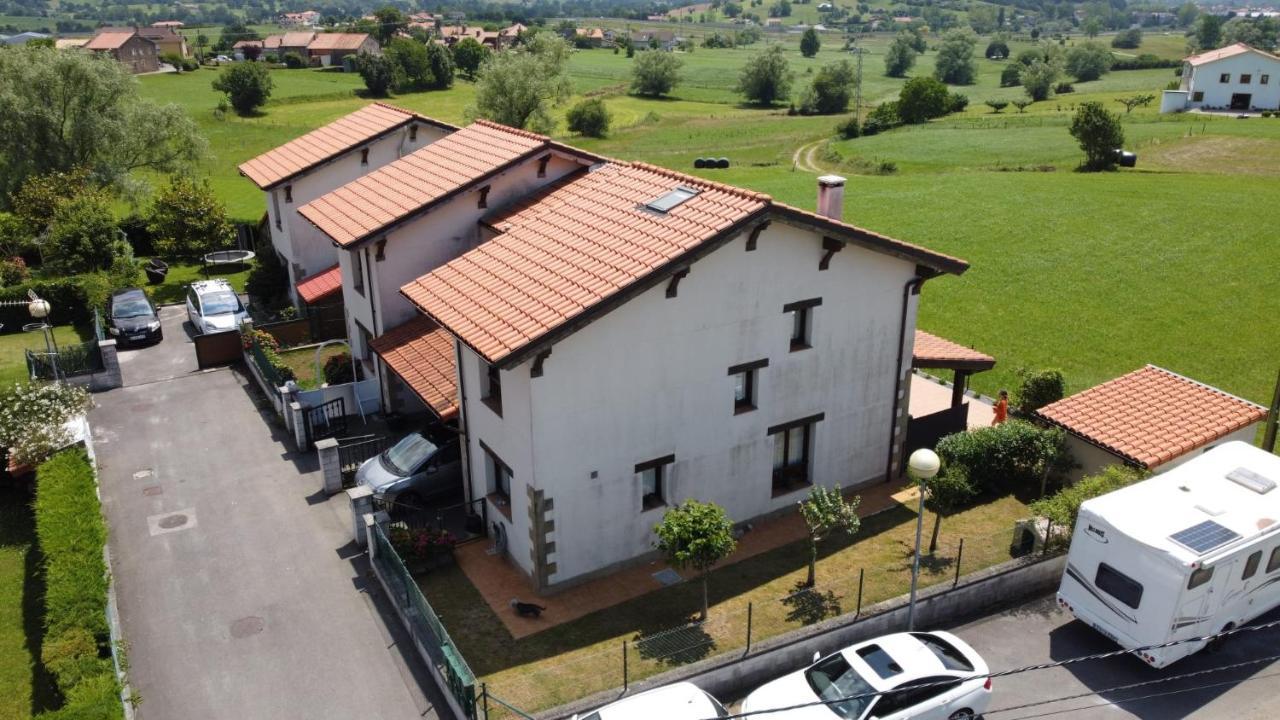 Casa En Sobarzo, Junto Al Parque De Cabarceno Villa Exterior photo